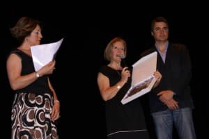 La AECC celebra su décimo desfile de lencería y bañadores