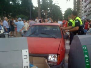 Rojas felicita a la Policía Local motrileña por su labor en el siniestro de ayer en las Explanadas