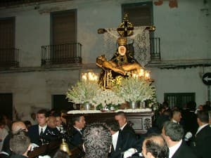 Las Angustias y Capuchinos honran a sus patronas en sus tradicionales fiestas patronales