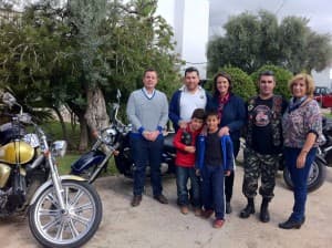 200 moteros se reúnen para dar la bienvenida al nuevo Club ‘Custom Motril’