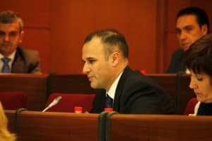 Nuevo cruce de reproches entre Pp y Psoe para que todo siga igual