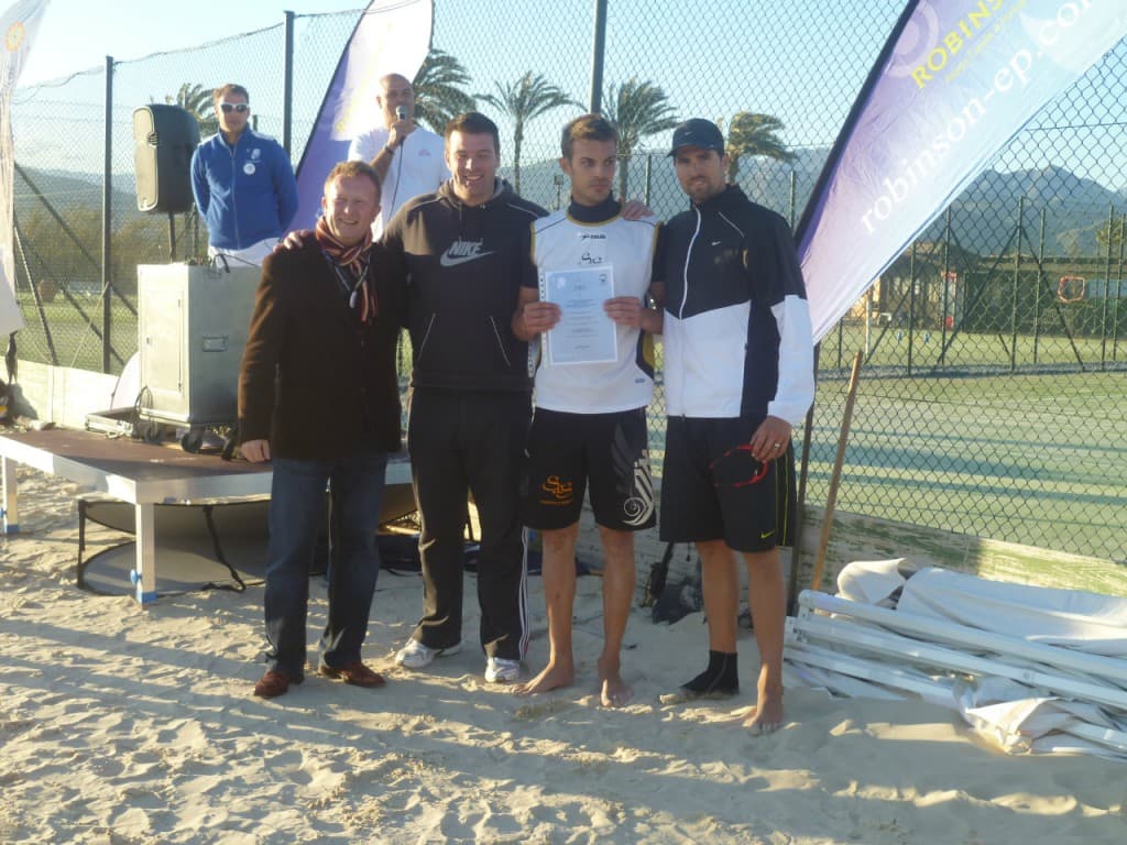 Adrián Gavira y Javier Monfort se han impuesto en “I Torneo Internacional de Voley Playa Robison club“