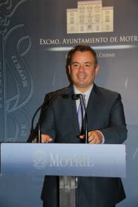 Navarro felicita a Flor Almón por su nombramiento como parlamentaria andaluza