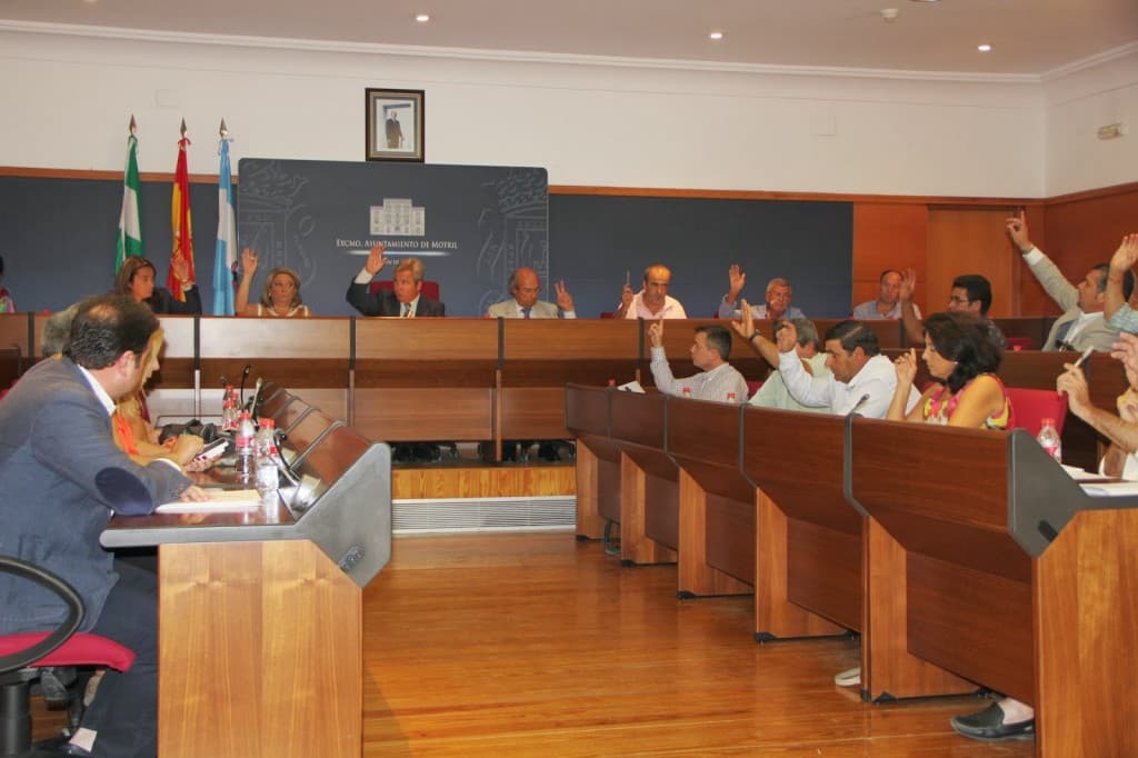 La Mancomunidad ‘congela’ el recibo del agua de 2015 en la Costa Tropical, según el gobierno popular