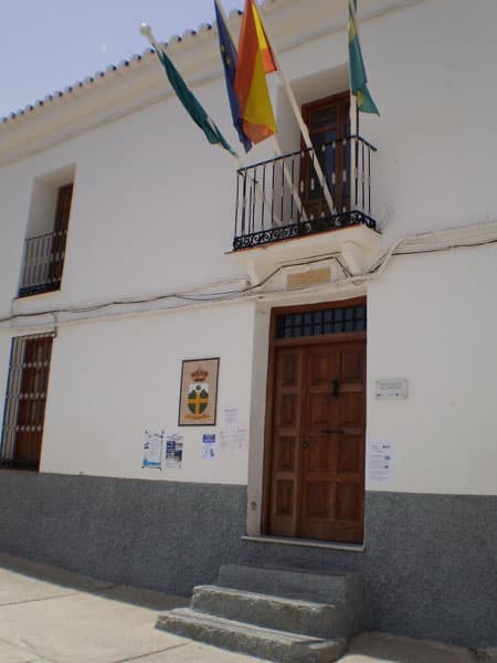 El PSOE de Lújar pide al alcalde que se adhiera al convenio de Diputación con Caja Rural para instalar un cajero automático en la localidad