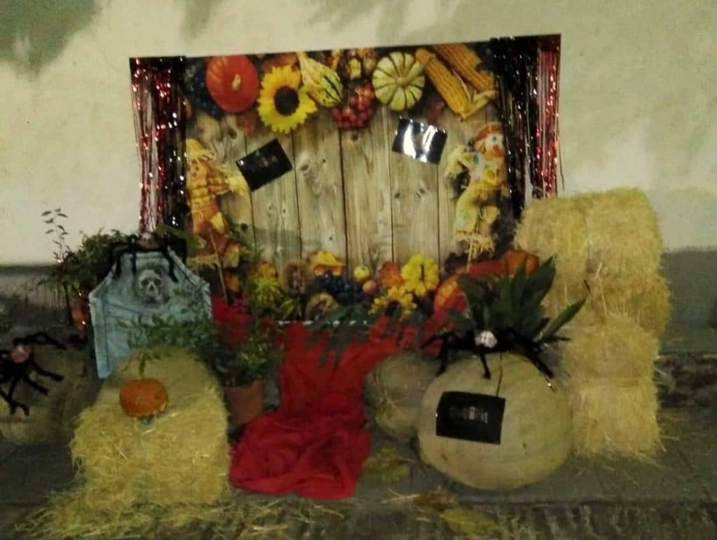 Bubión se prepara para celebrar su tradicional mauraca de castañas