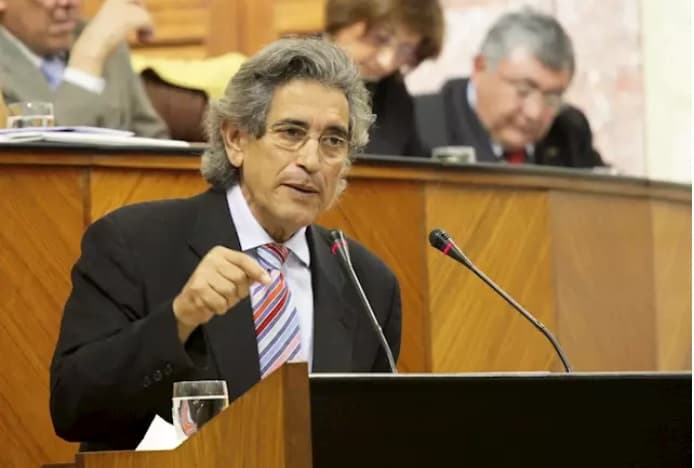 IU Granada homenajea a Pedro Vaquero