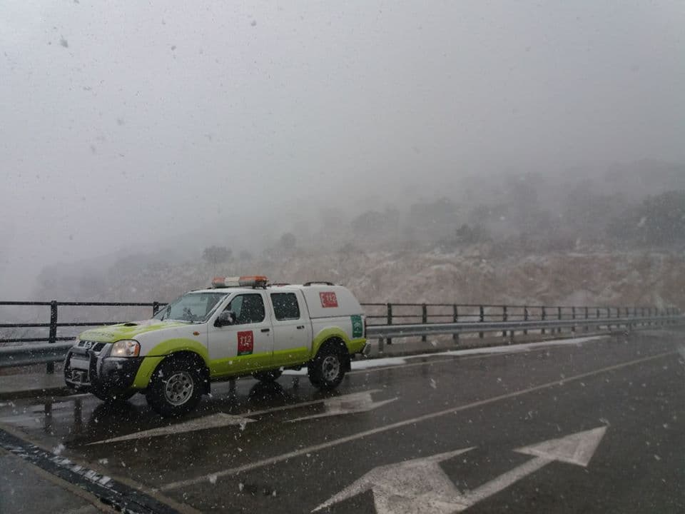 Cinco carreteras permanecen cortadas al tráfico por el temporal en la provincia de Granada
