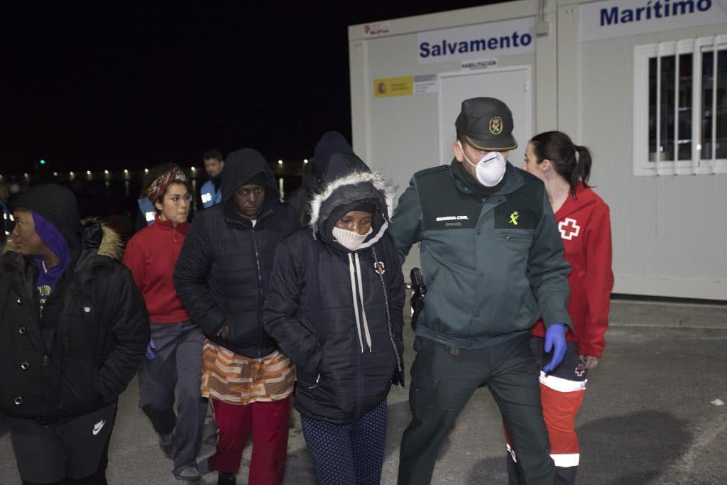 Rescatados 64 inmigrantes frente a la costa de Motril
