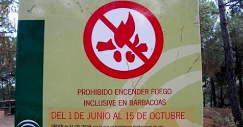 Prohibidas las barbacoas y quemas agrícolas en los espacios forestales de Andalucía