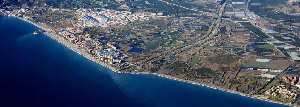 Gobierno y oposición en Salobreña se enfrentan por el sello ‘Andalucía Segura’