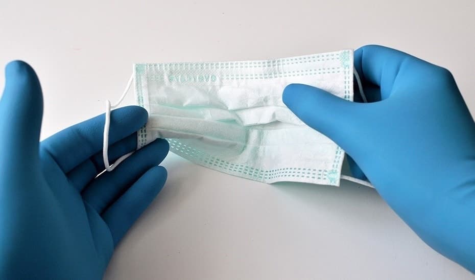 ALCER recomienda a los pacientes renales que sigan utilizando mascarilla en interiores ante la alta incidencia