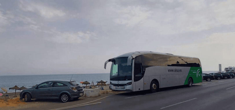 El Programa Estival de Transporte al Litoral acerca el interior a las playas de Granada