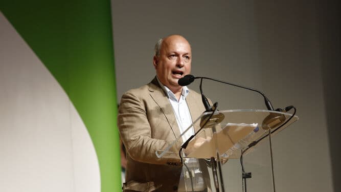 Manuel Martín Montero supera en unas horas el 10% de los avales para presidir Vox Granada