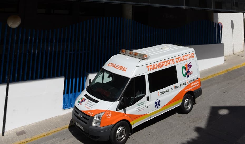 Rescatado un hombre tras caer de forma accidental por un terraplén en Almuñécar