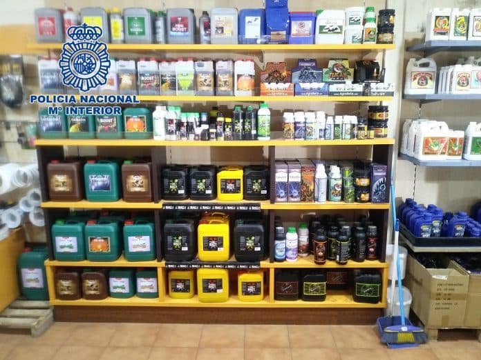 La Policía Nacional asesta el primer golpe a los establecimientos Growshop