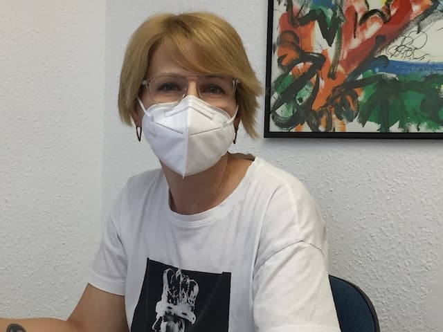 Inma Omiste: «Es deplorable que el negacionismo de la extrema derecha impida la declaración institucional contra la violencia hacia las mujeres»