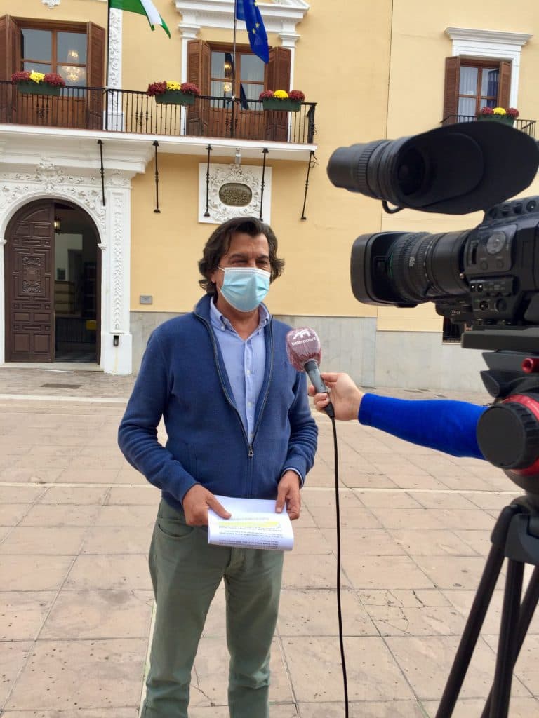 Llorente: «El Gobierno motrileño se ha desentendido del gravísimo problema del paro en Motril»