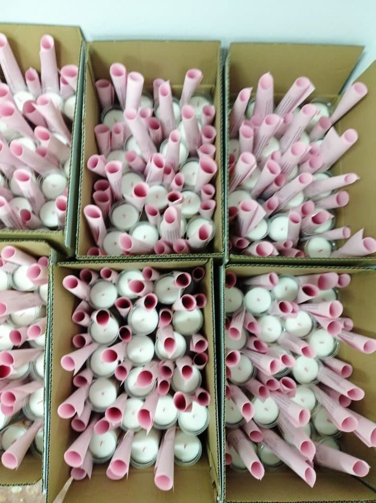 Clavel y vela o candela para los lobreños