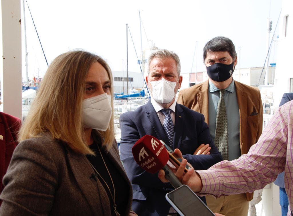 La consejera de Fomento reclama al Gobierno de España que licite “con urgencia” la redacción del proyecto de ferrocarril entre el Puerto de Motril y Granada
