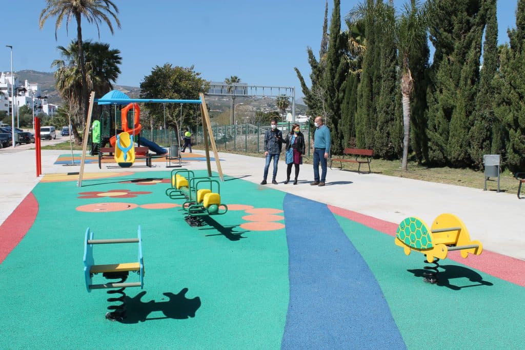 Salobreña reabre todos los parques del municipio