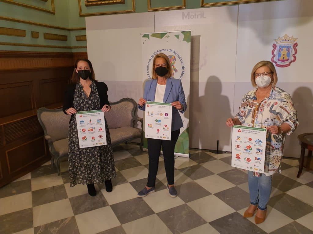 Motril sella su alianza hacia los enfermos de Alzhéimer y sus familias con un pacto inclusivo y solidario