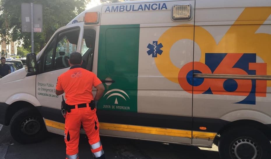 Una mujer fallece atropellada en una calle de Marbella