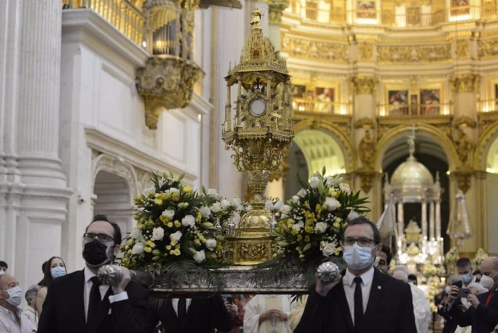 La procesión del Jueves de Corpus se hará este año en el interior de la Catedral como el año pasado
