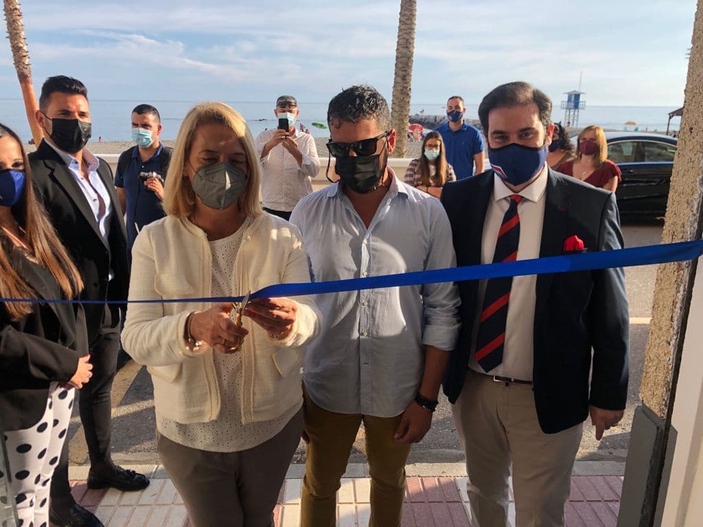 El empresario Sebastián Linde inaugura nueva sede en Torrenueva Costa