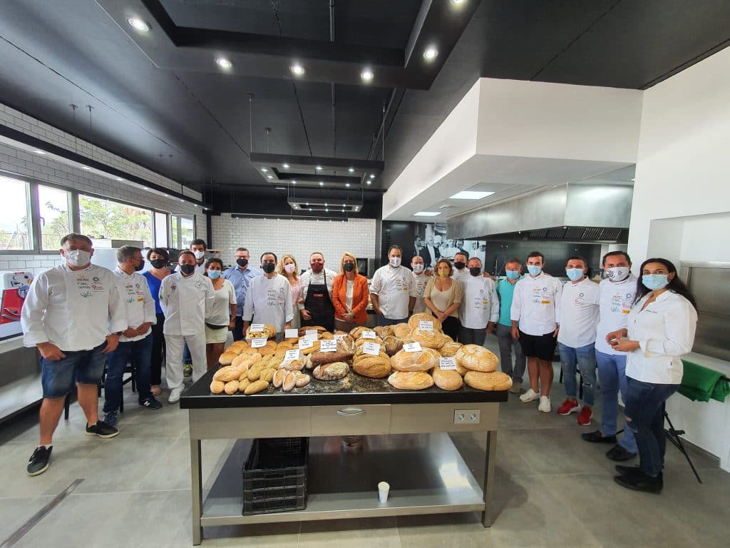El pan artesanal y auténtico reclama en Motril su protagonismo en el sector de la hostelería y restauración