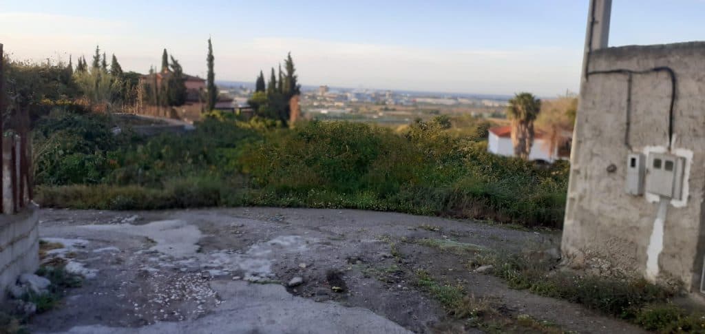 1.147.000 euros del PFEA 2021 mejorarán integralmente cuatro caminos agrícolas de Motril y el primer patio del cementerio