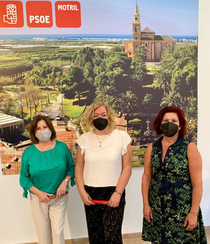 El PSOE exige a la Junta que refuerce la atención sanitaria «que está al mínimo» y la presencialidad en los centros de salud de la Costa en esta época estival
