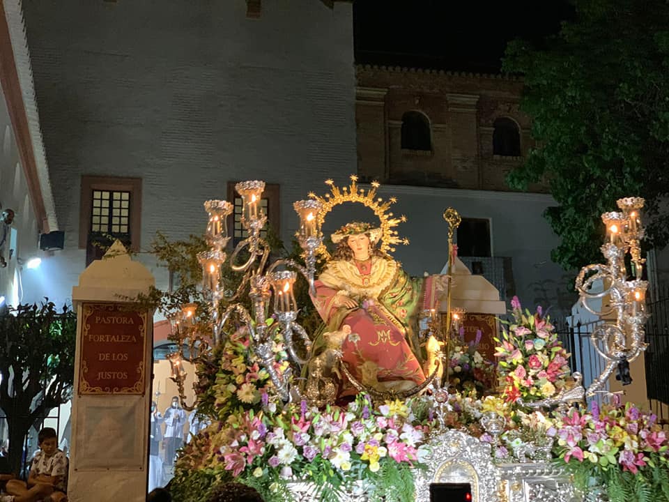 Motril renovó su devoción a la Divina Pastora en un histórico e imprevisto tercer domingo de octubre