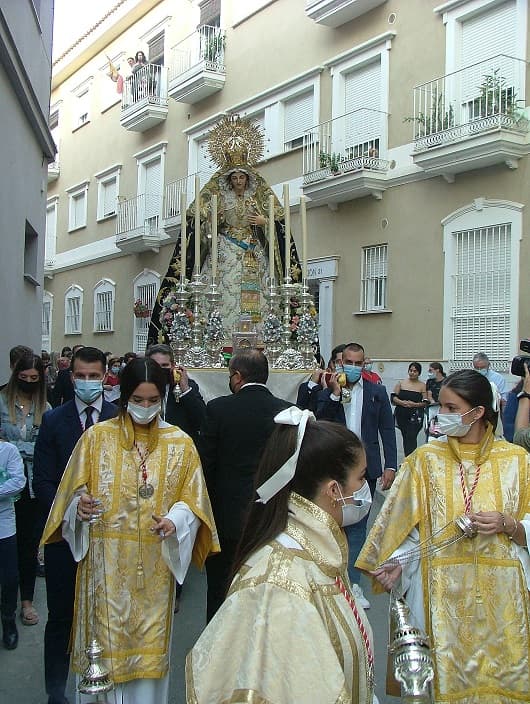 LA VIRGEN DE LA VICTORIA HACE HISTORIA AL INAUGURAR LOS ACTOS DE DEVOCIÓN PUBLICA POR LAS CALLES DE LA CIUDAD