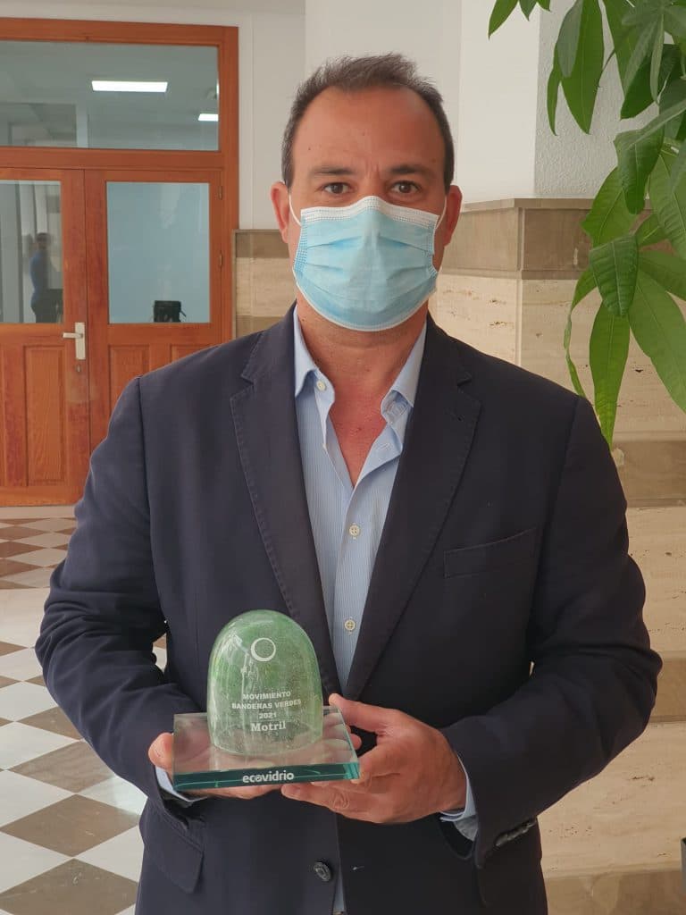 Motril obtiene el ‘Iglú verde’ al reciclar un 14% más de vidrio en los meses de julio y agosto con respecto a 2020