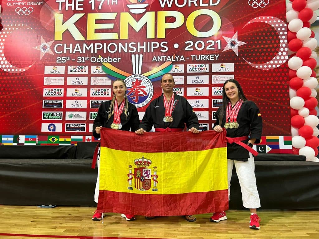 Mancomunidad felicita a los kenpocas de la Costa Tropical por sus triunfos en el mundial de Turquía