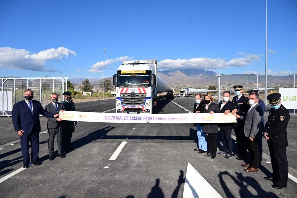 El Puerto de Motril pone en servicio un nuevo vial de acceso directo desde la autovía al muelle de las Azucenas