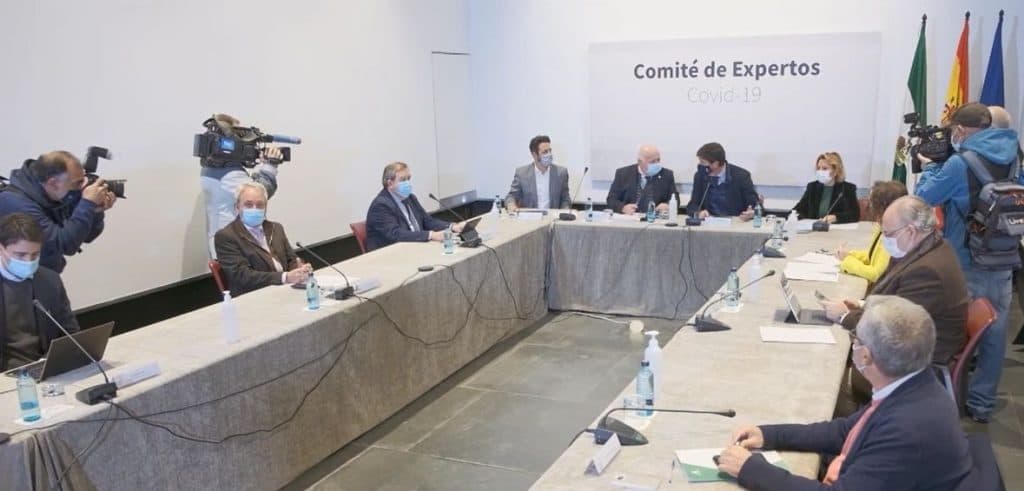 Andalucía propone la utilización del Certificado Covid para las visitas a pacientes en centros sanitarios y sociosanitarios