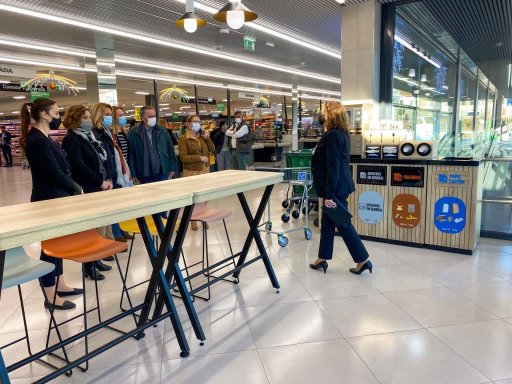 Mercadona abre una nueva tienda en Motril con novedades y mejoras a nivel medioambiental y tecnológico