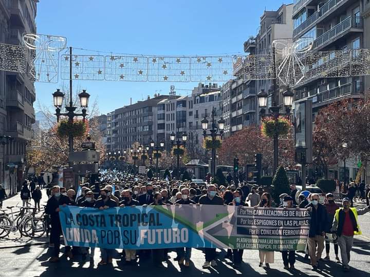 Expectación máxima en la Costa Tropical que se juega su futuro en la reunión de mañana en Madrid entre Gobierno de España y Junta de Andalucía