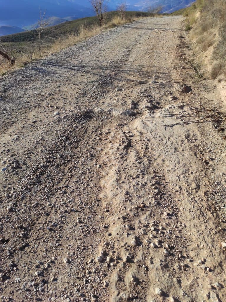 El Grupo Municipal Socialista pide la mejora de los caminos vecinales de Lanjarón