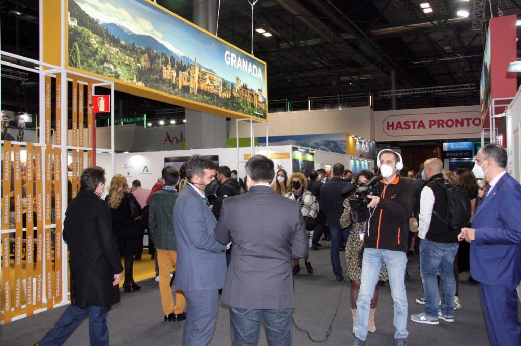FITUR «ilusiona» a Granada con empezar a recuperar turismo internacional este mismo año
