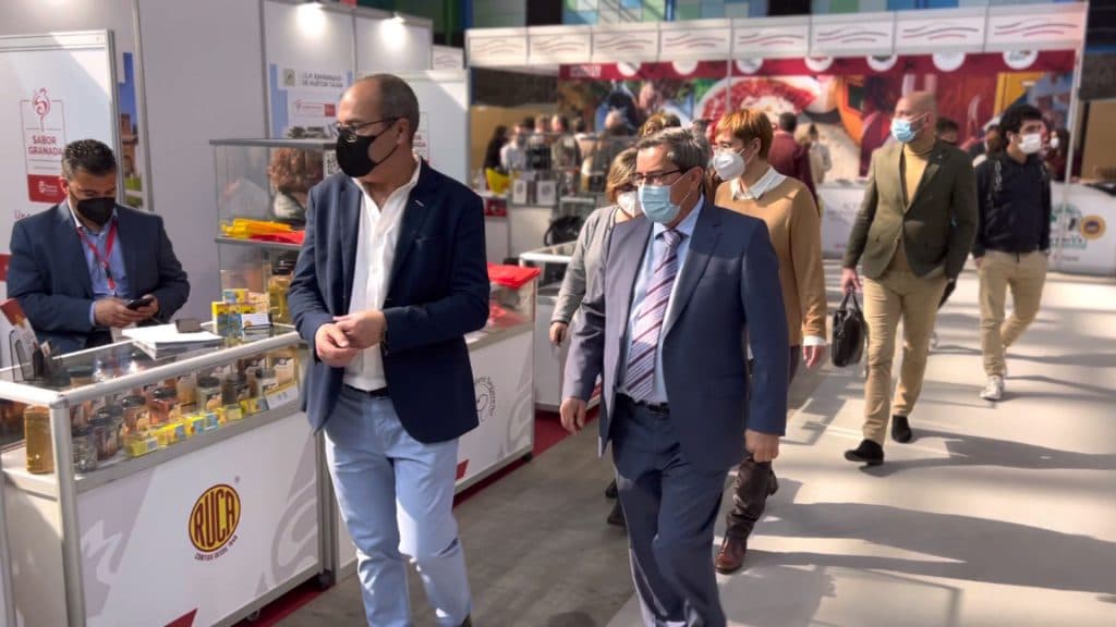 Más de 20 empresas de ‘Sabor Granada’ y 5 consejos reguladores asisten al Salón de Innovación en Hostelería H&T de Málaga