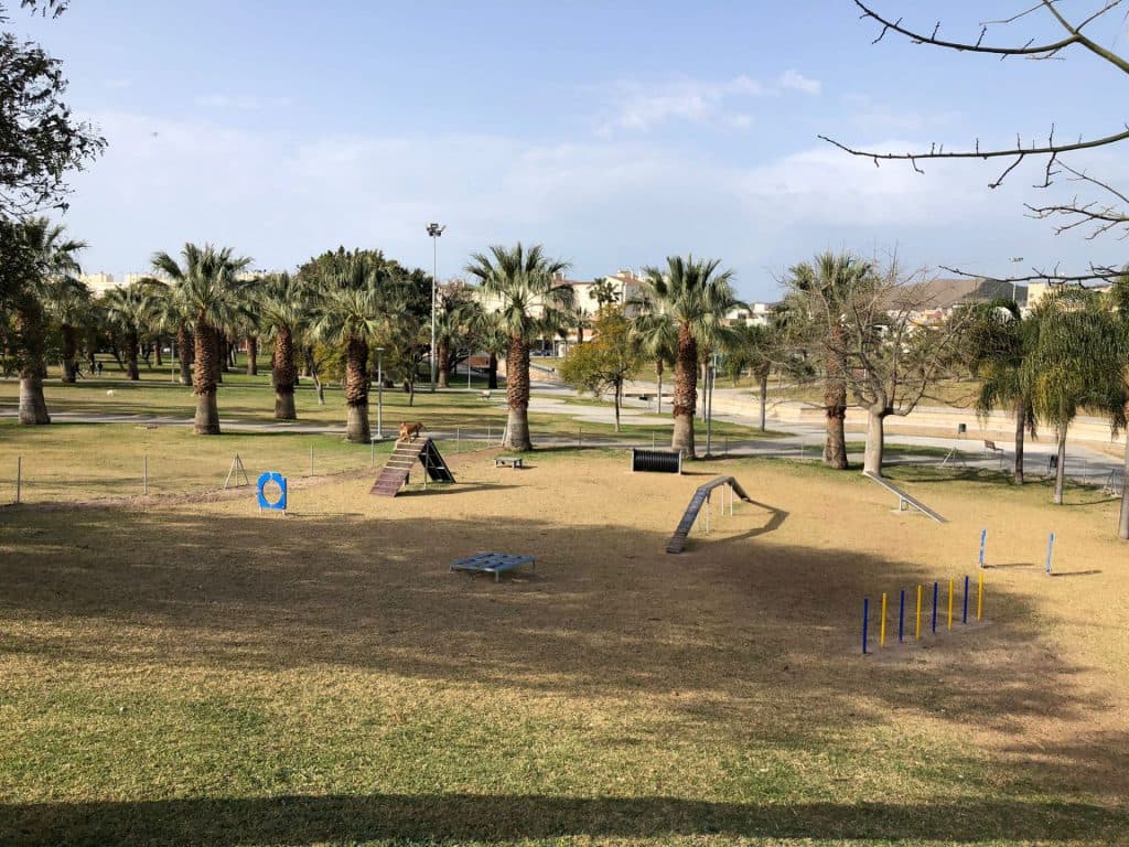 La acogida del Parque Canino revela «el interés de los motrileños» por las zonas de esparcimiento para sus mascotas