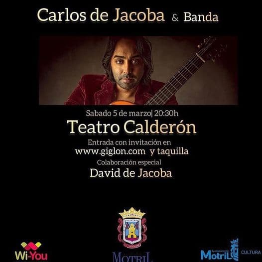 El guitarrista Carlos de Jacoba recoge el reconocimiento del público, con casi todo el aforo agotado del Calderón para su concierto del 5 de marzo