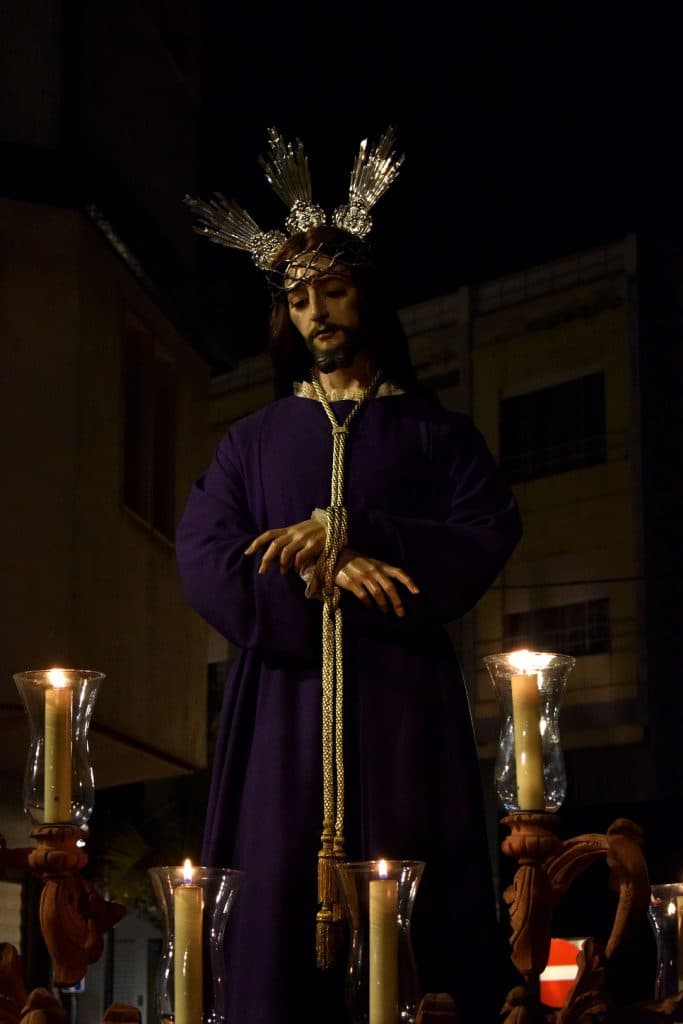 La Cofradía de Jesús del Perdón traslada a su titular a su sede canónica