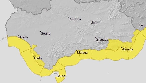 AEMET amplia el nivel amarillo en la Costa Tropical por fenómenos costeros