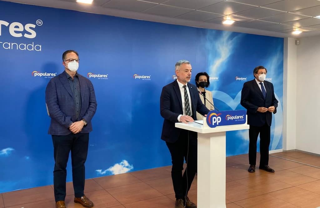 El PP destaca el acuerdo histórico con la mesa sectorial de Sanidad que beneficiará a más de 72 mil trabajadores en Granada