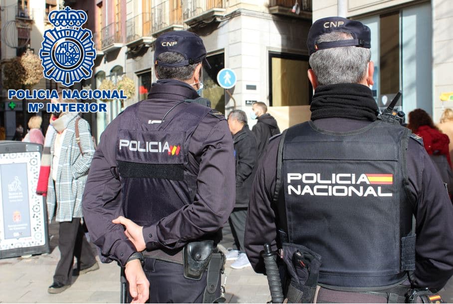 ‘Operación Nazareno 2022’ cerca de 1.000 agentes de la Policía Nacional velarán por la seguridad de la Semana Santa en Granada
