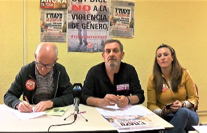 CCOO y UGT  vuelven a manifestarse por las calles de Motril este 1º de Mayo